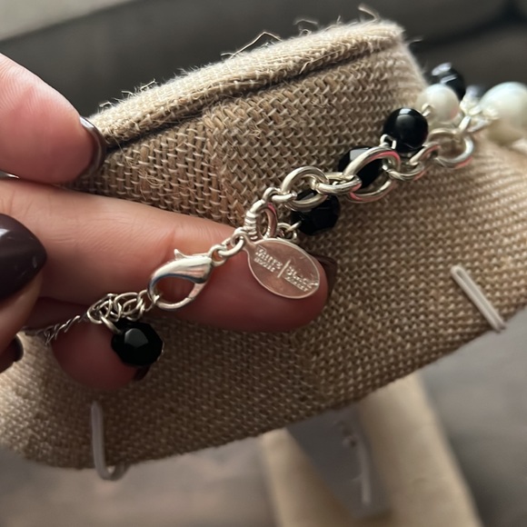 White House Black Market statement necklace earrings and bracelet set - Picture 6 of 6